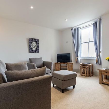 Lynton Cottage Seaview Apartments リントン エクステリア 写真