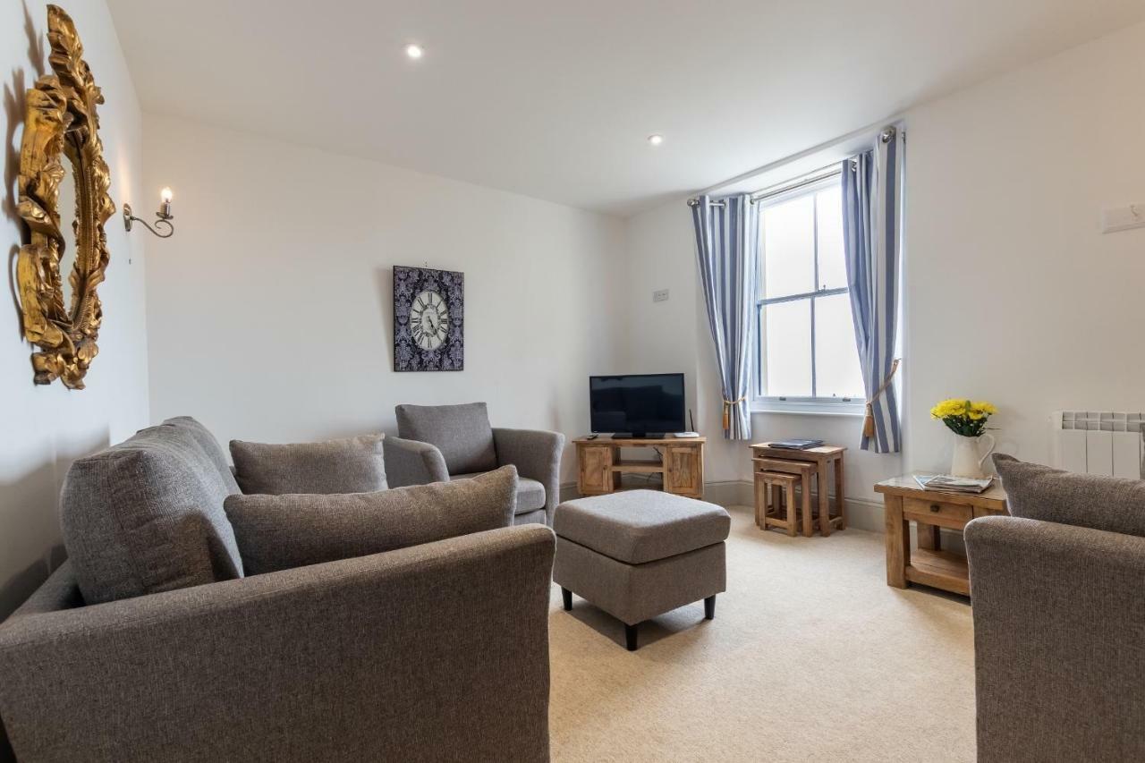 Lynton Cottage Seaview Apartments リントン エクステリア 写真