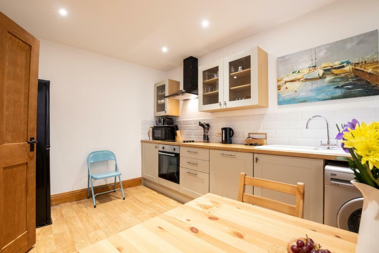 Lynton Cottage Seaview Apartments リントン エクステリア 写真