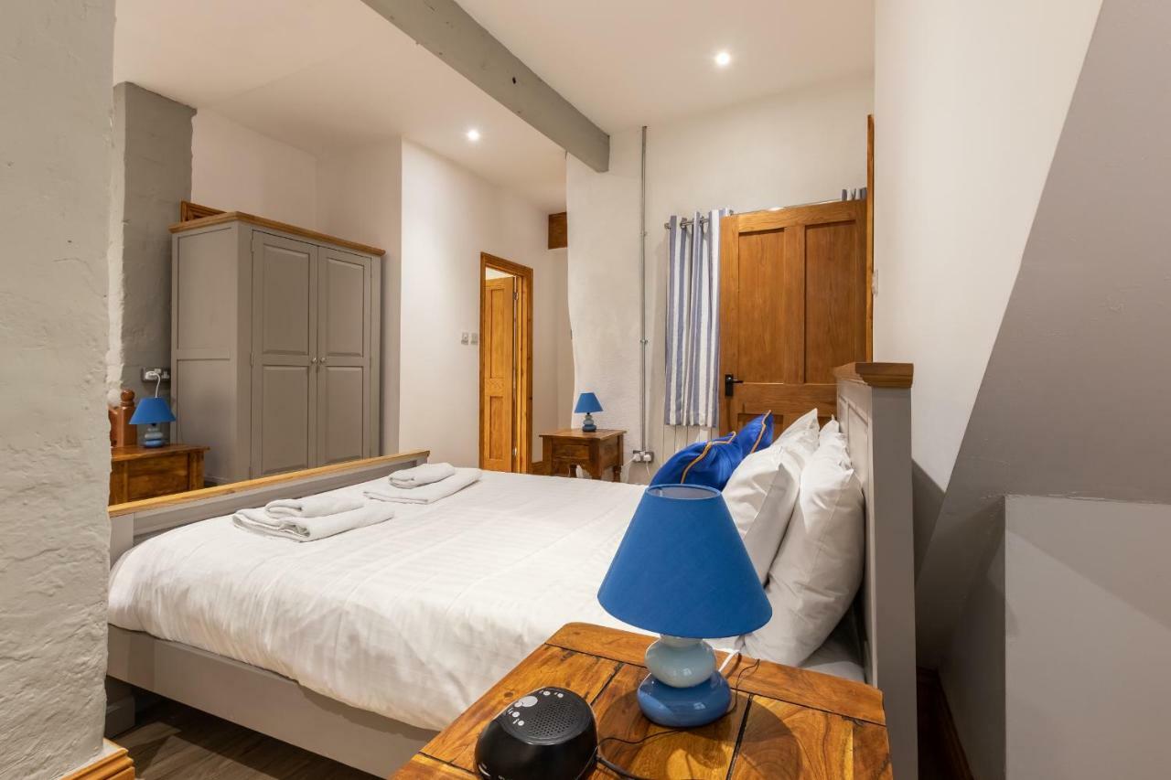 Lynton Cottage Seaview Apartments リントン エクステリア 写真