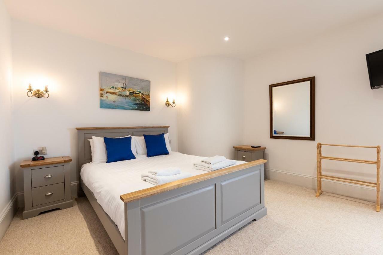 Lynton Cottage Seaview Apartments リントン エクステリア 写真