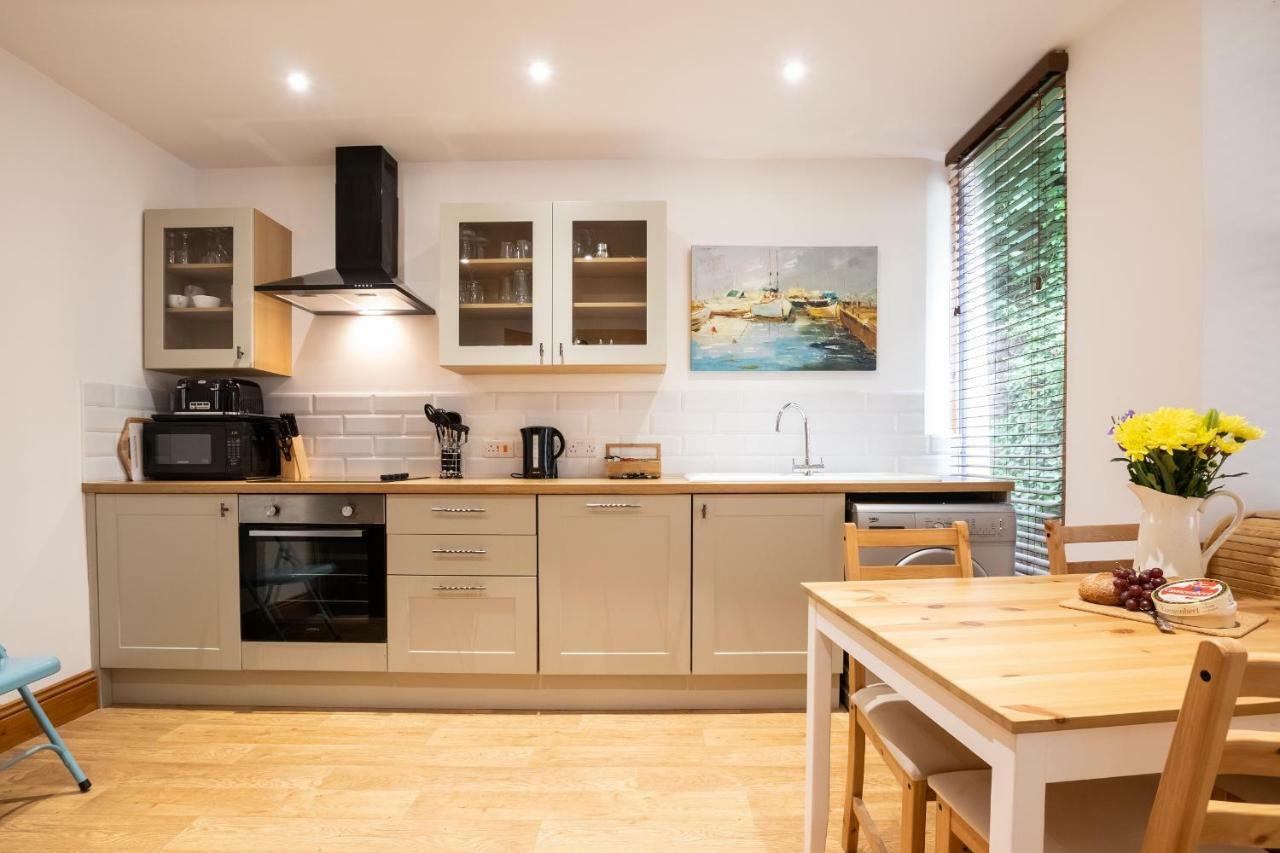 Lynton Cottage Seaview Apartments リントン エクステリア 写真